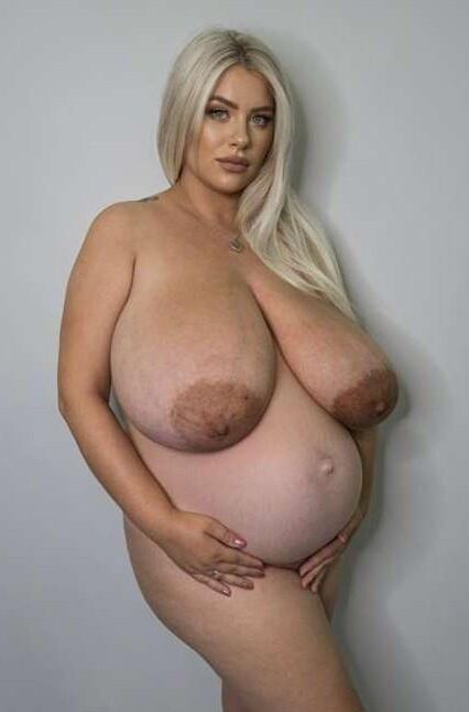 Big saggy udders (Nn)