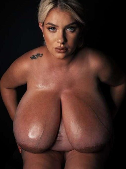 Big saggy udders (Nn)