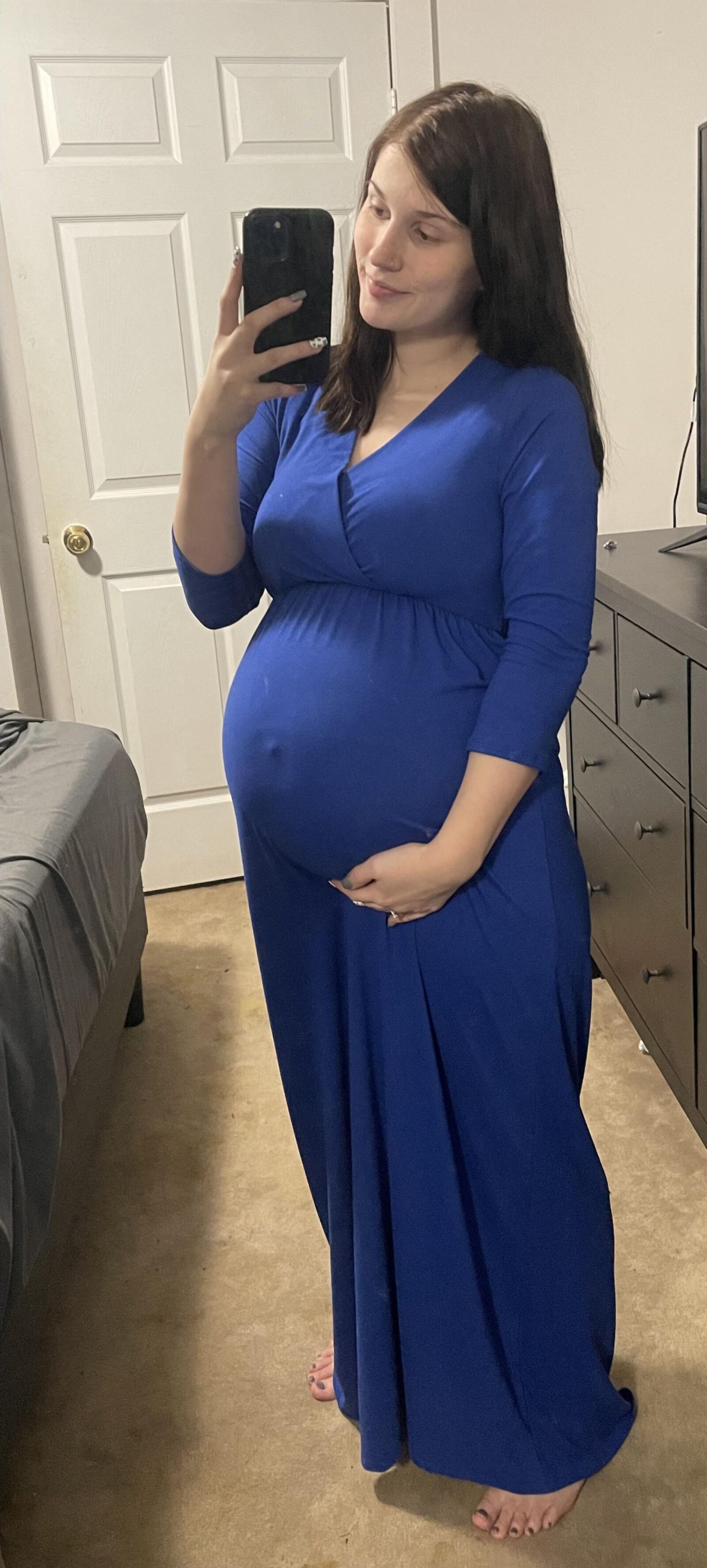 Preggo Teens, Loose Pussy