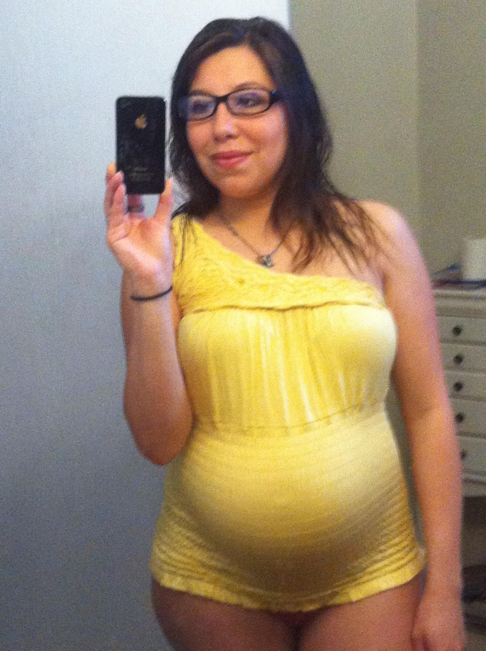 Hottie becomes pregnant