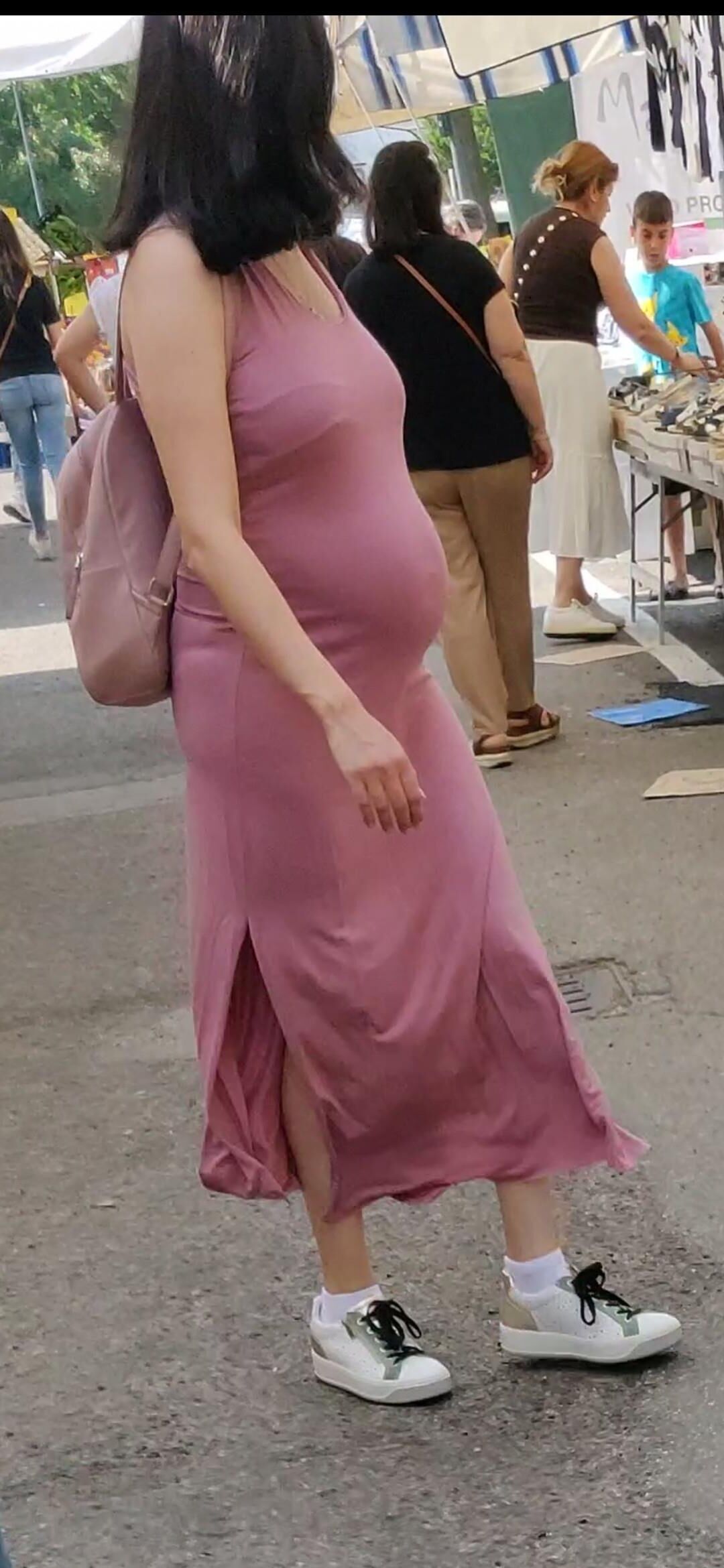 Preggo 