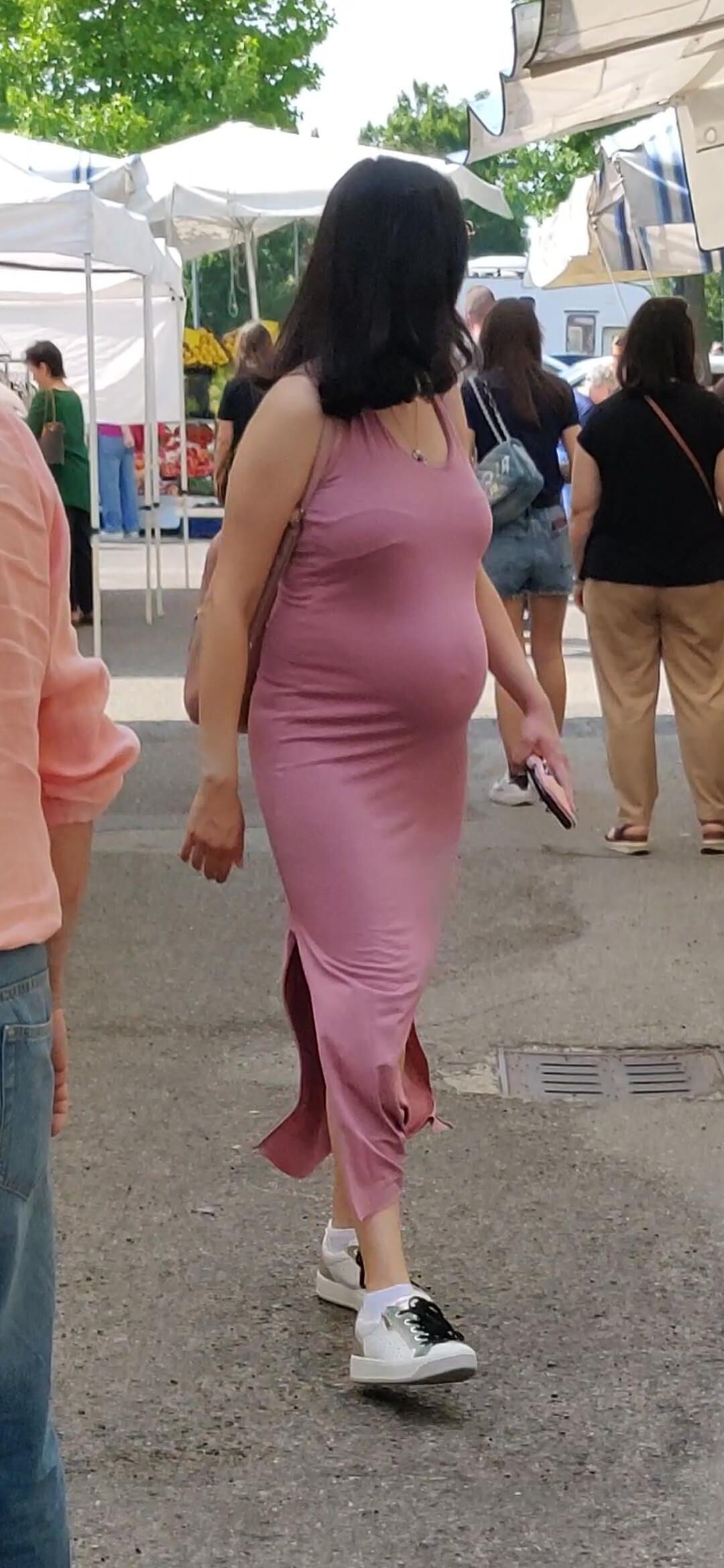 Preggo 