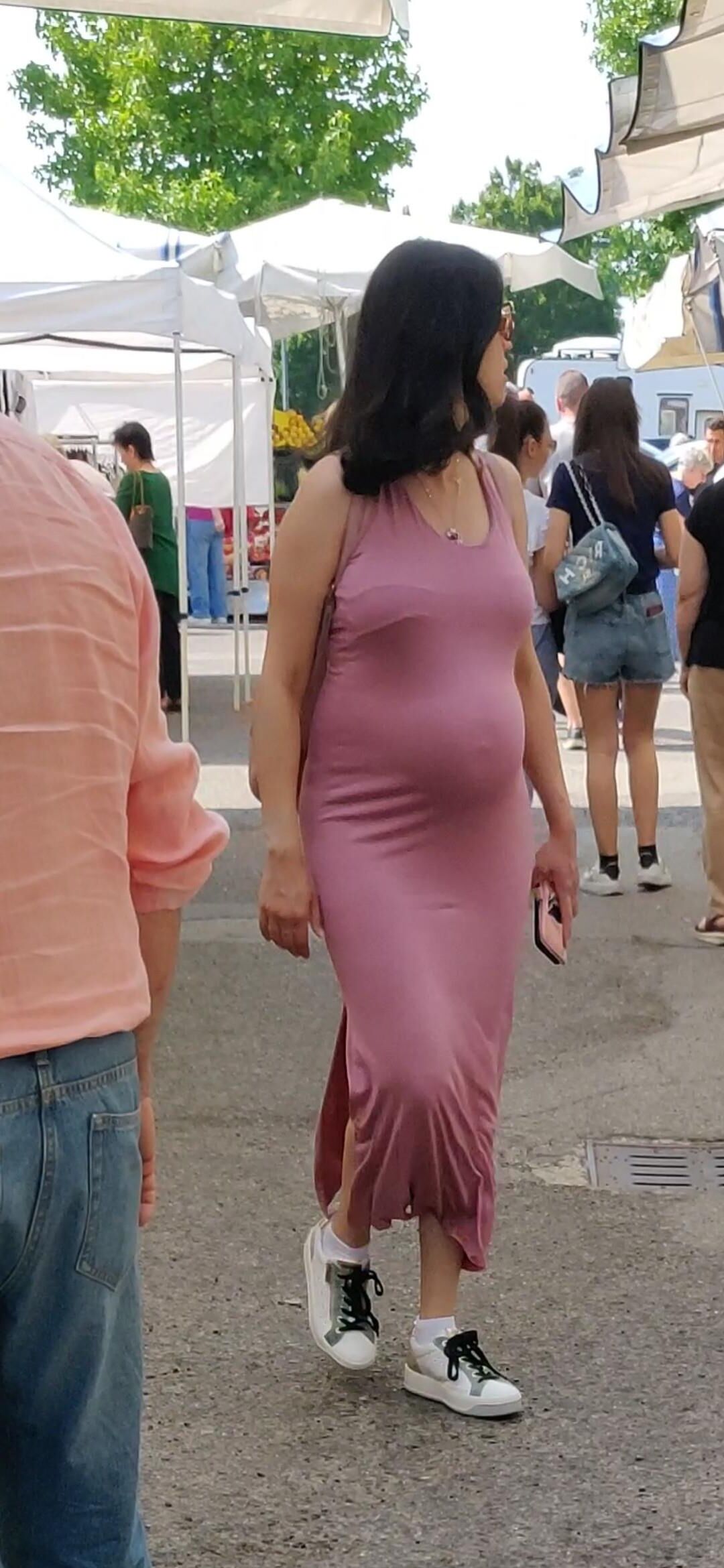 Preggo 