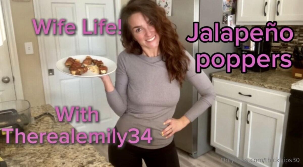 Emily Redhead Skinny Horny Anal Mom Mixed Hot Photos
