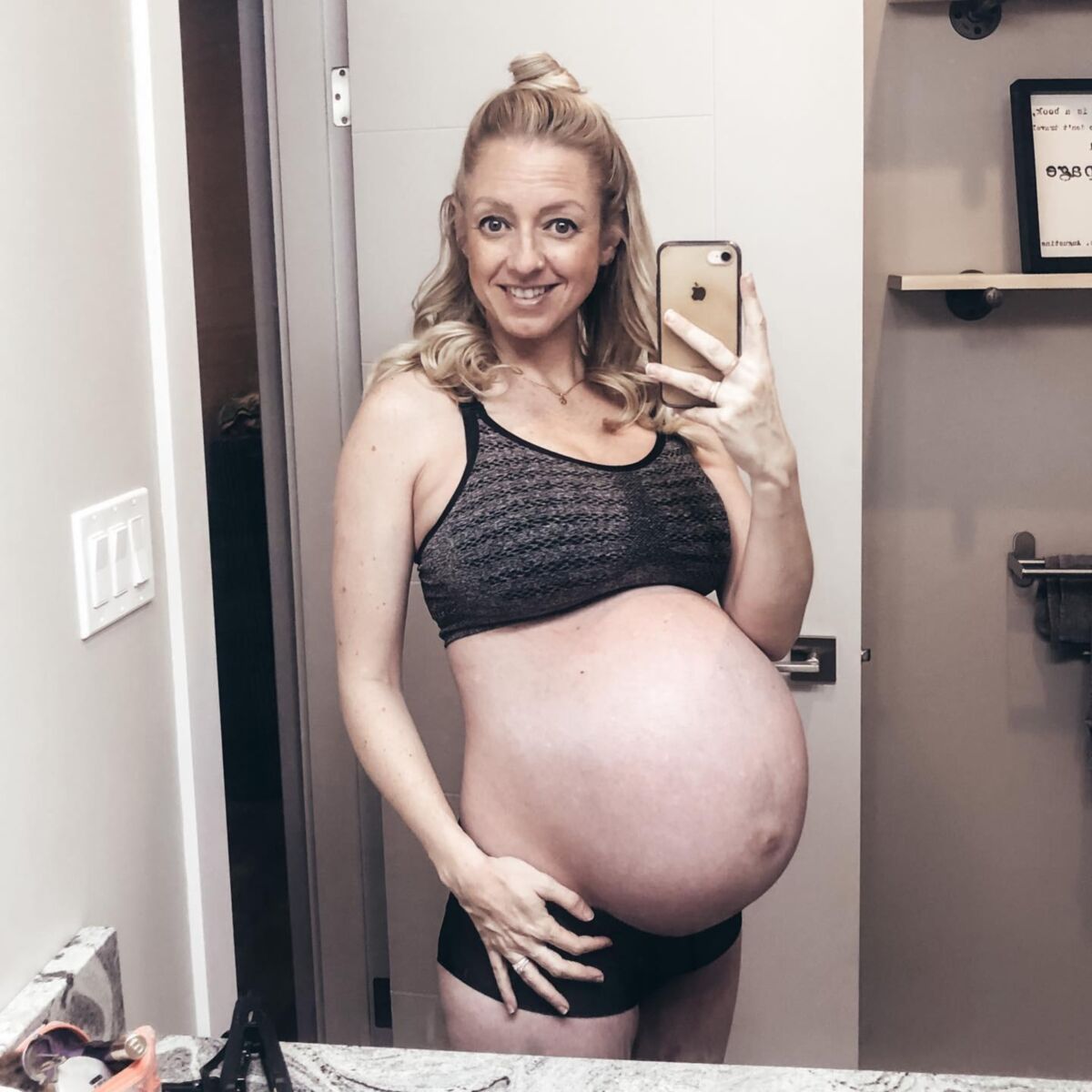 Stunning Pregnant Blonde 