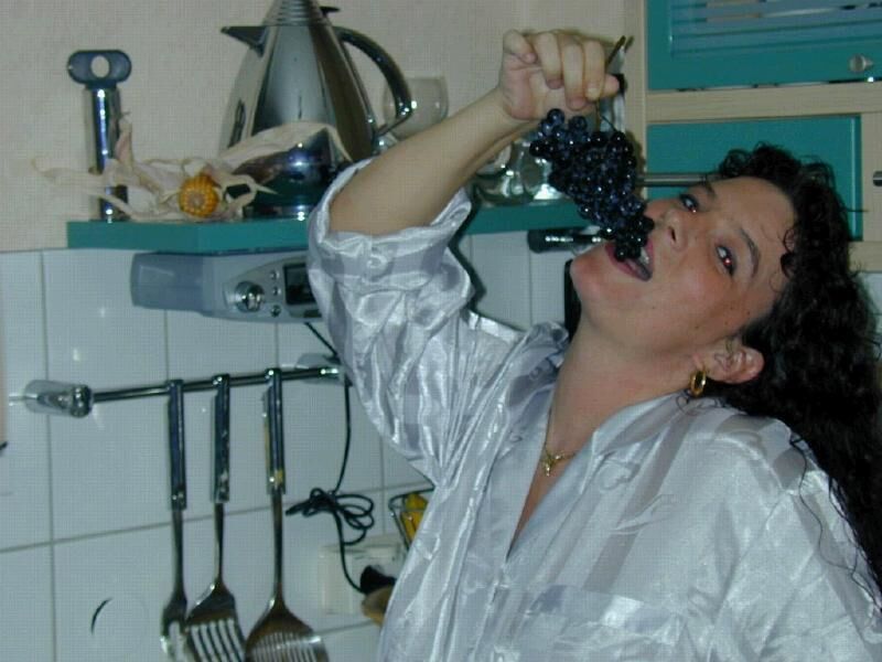 PREGNANT WOMAN HAVING SEX IN THE KITCHEN