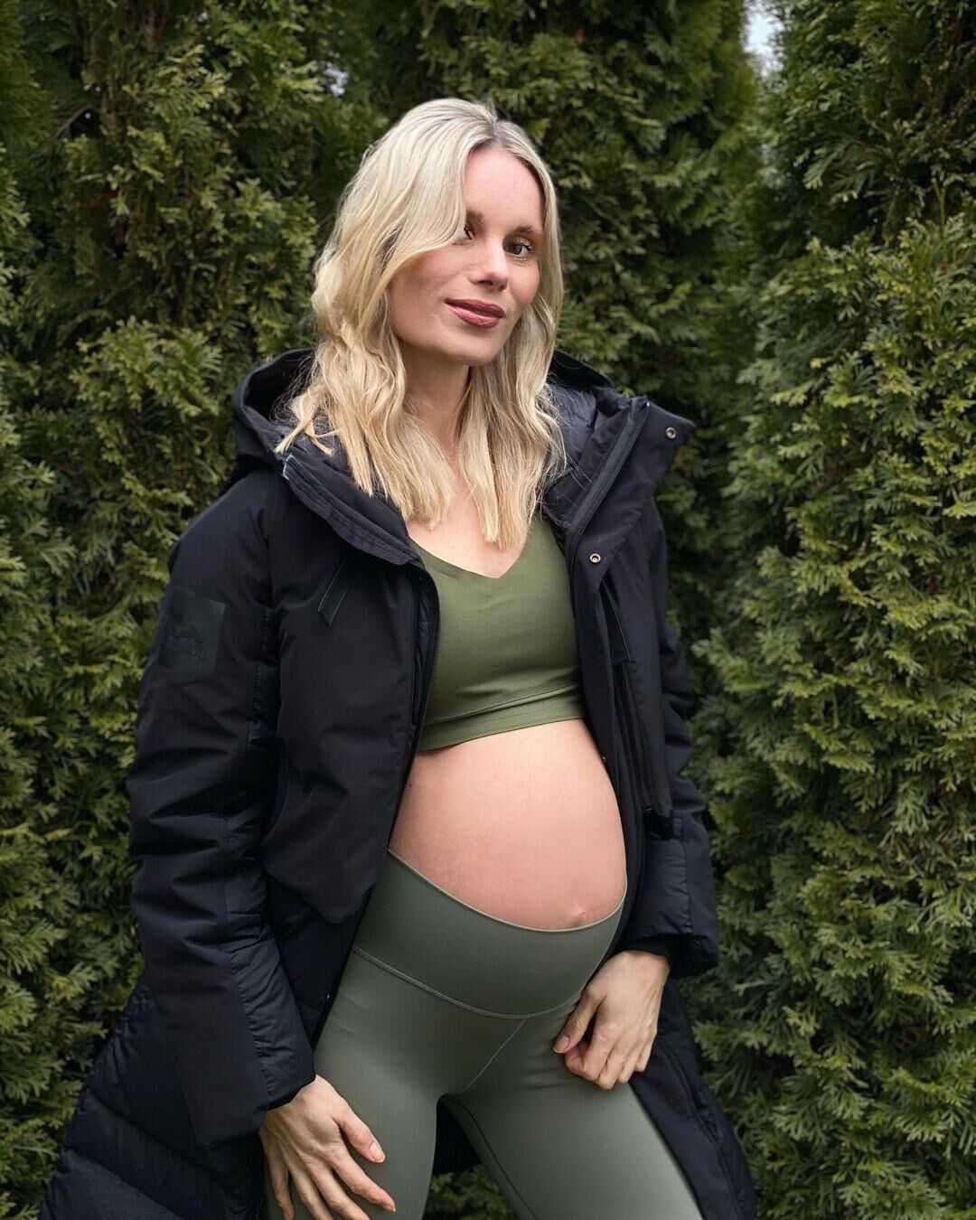 Blonde Pregnant Perfection Motherload 