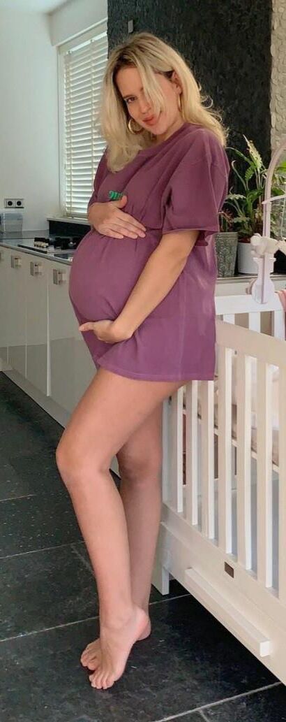 Blonde Pregnant Perfection Motherload 