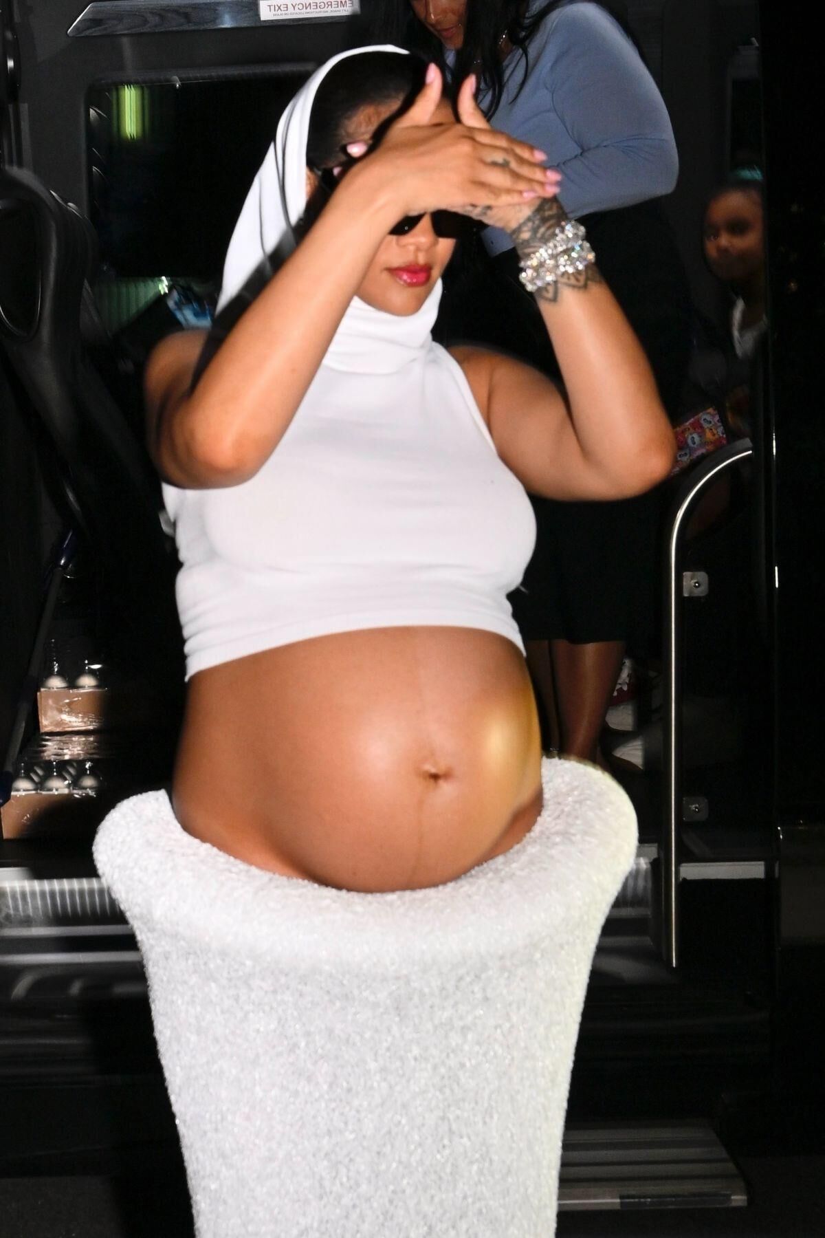 Pregnant RIHANNA Arrives at Giorgio Baldi in Santa Monica