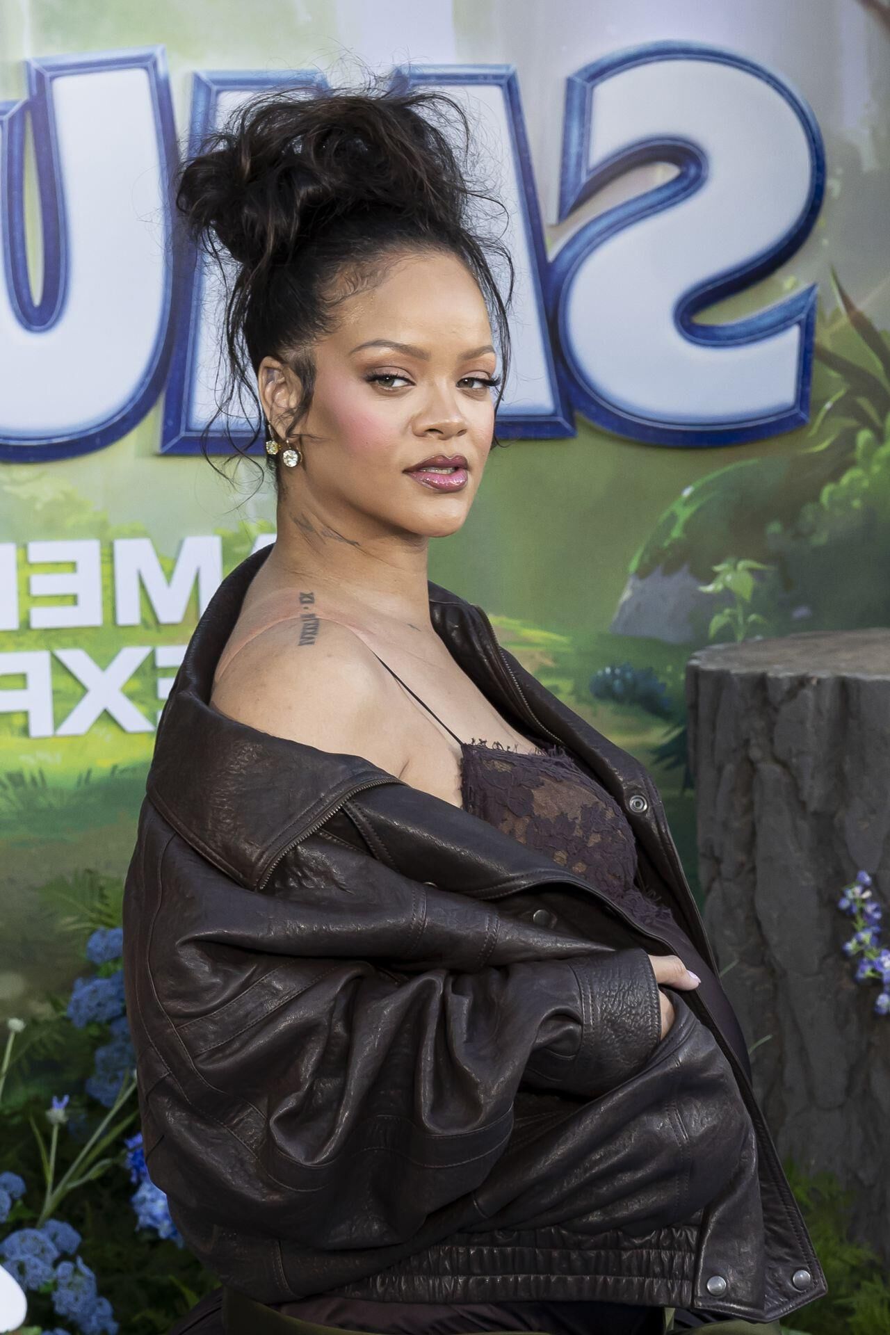 Rihanna’s Rebel Smurf Style: Premiere’s Unexpected E