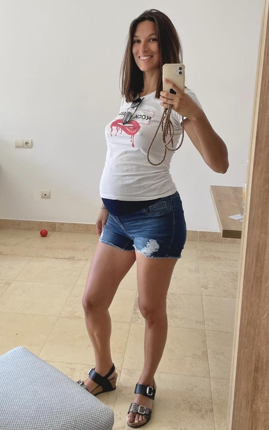 Agnes yo allemand freeuse bi milf et copines nn pour commenter