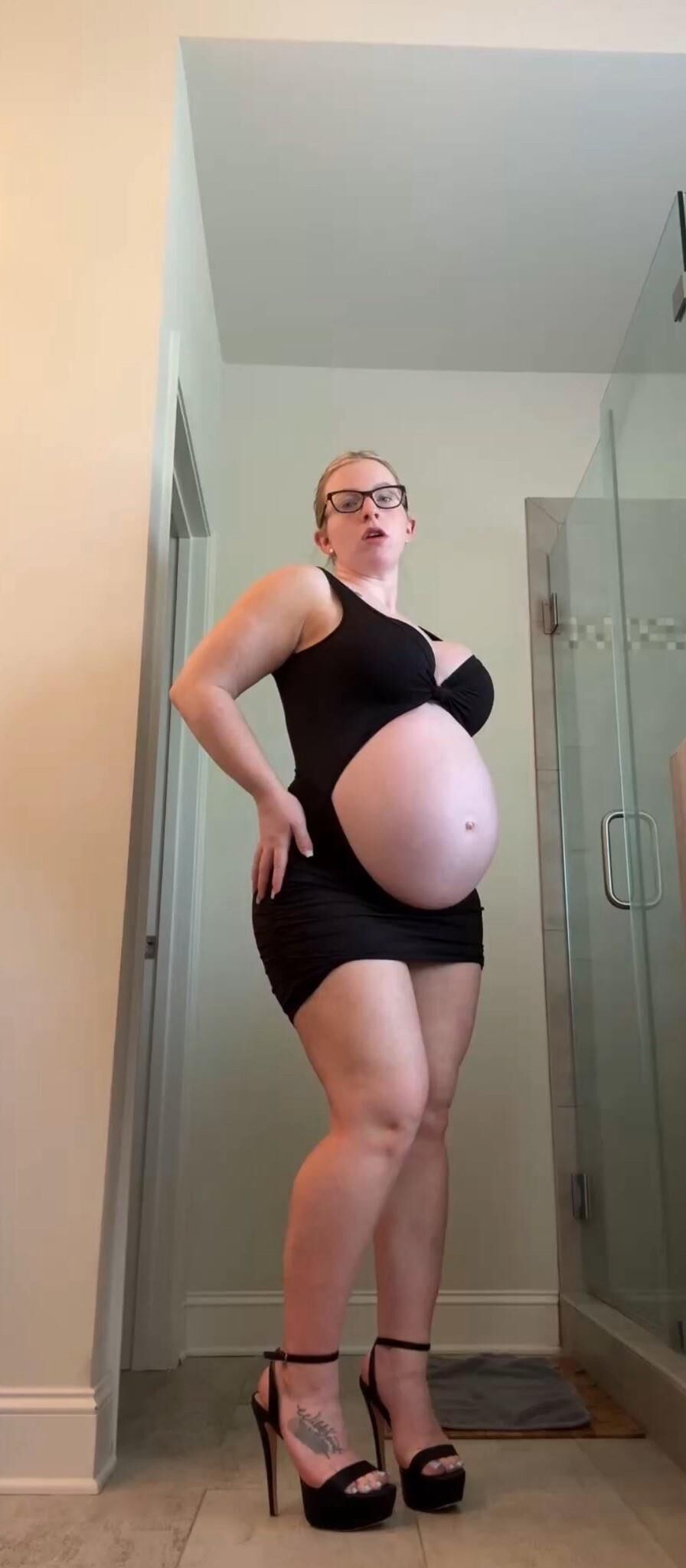 Victoria Big Ass Big Boobs Blonde Blonde Femme mixée CHATS METT